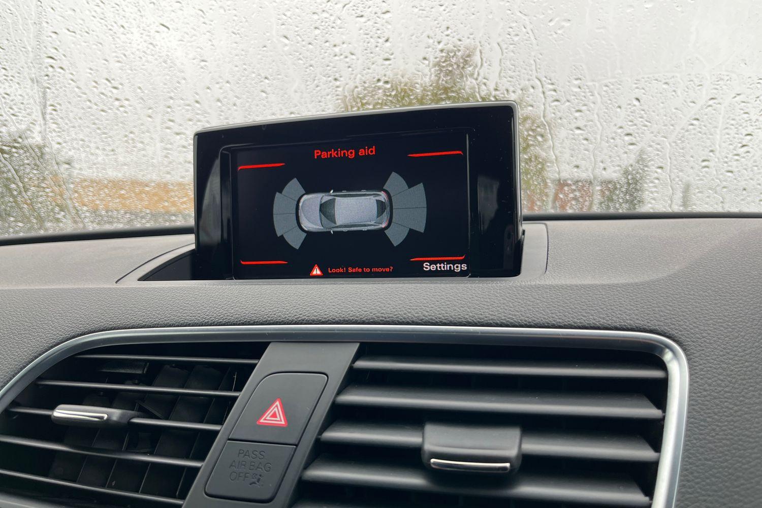 Audi Q3 Photo 30