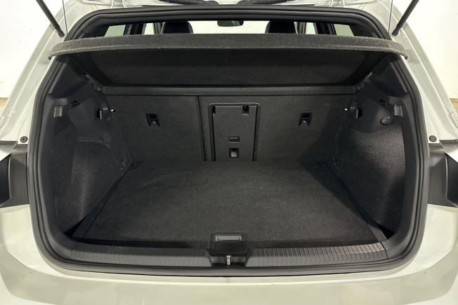 Volkswagen Golf Photo 12