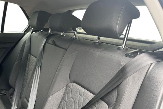 Volkswagen Golf Photo autoimg-7f1e511903c86fabd19d9db473926dcd0468f80c.jpg