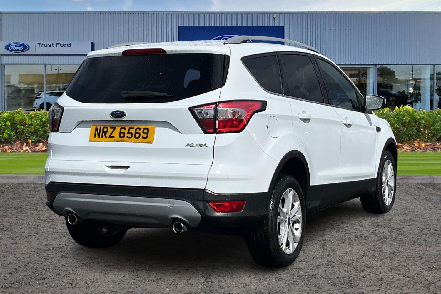Ford KUGA Photo 3
