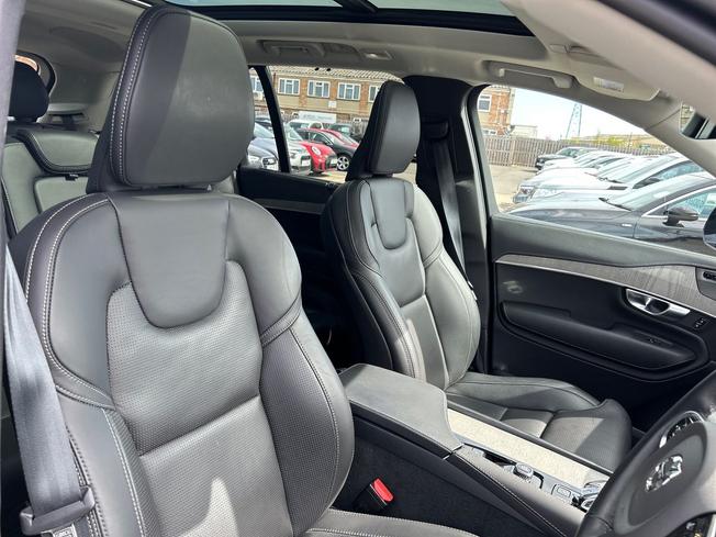 VOLVO Xc90 Photo 37