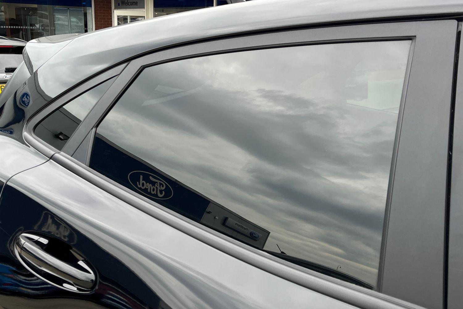 Ford Puma Photo 38