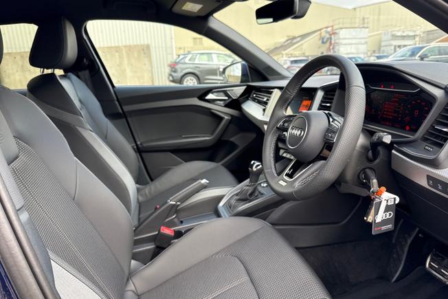 AUDI  A1 Sportback  Photo 25