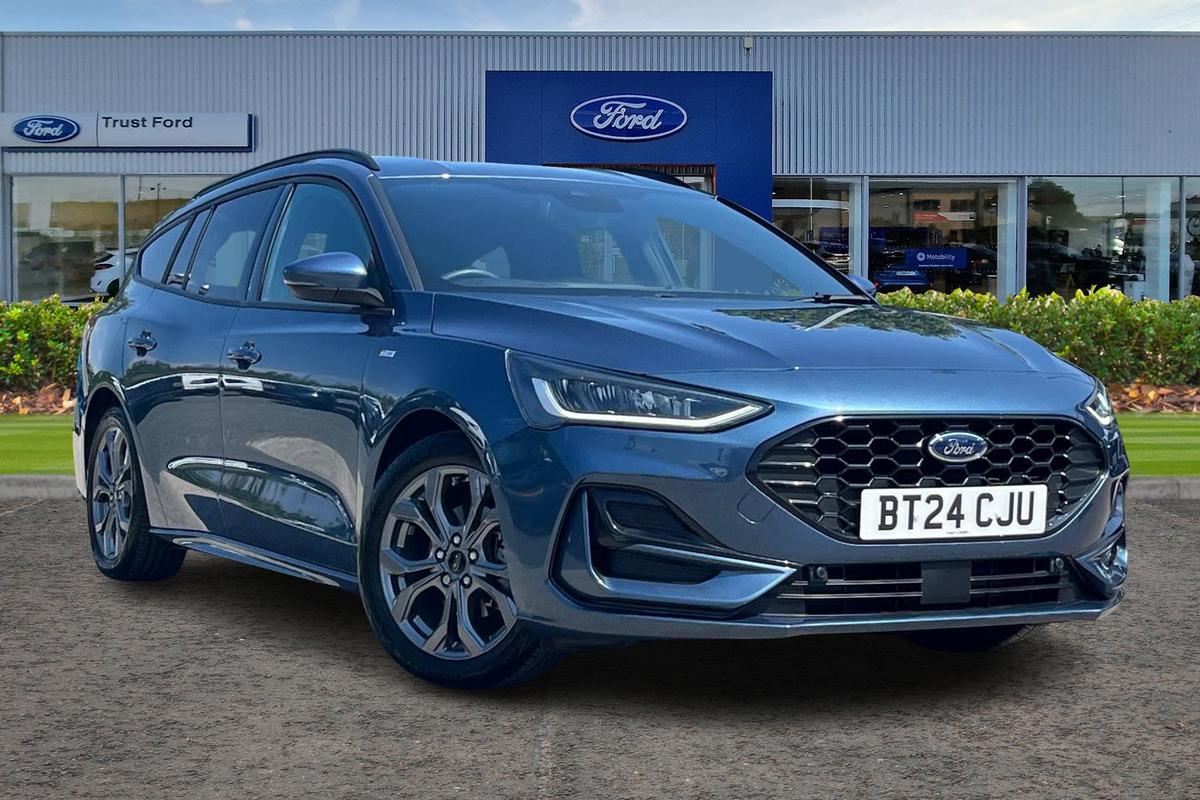 Ford Focus listing photo