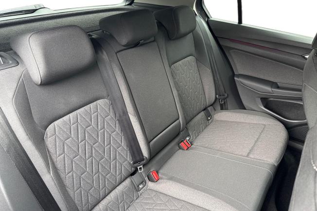 VOLKSWAGEN Golf Photo 9