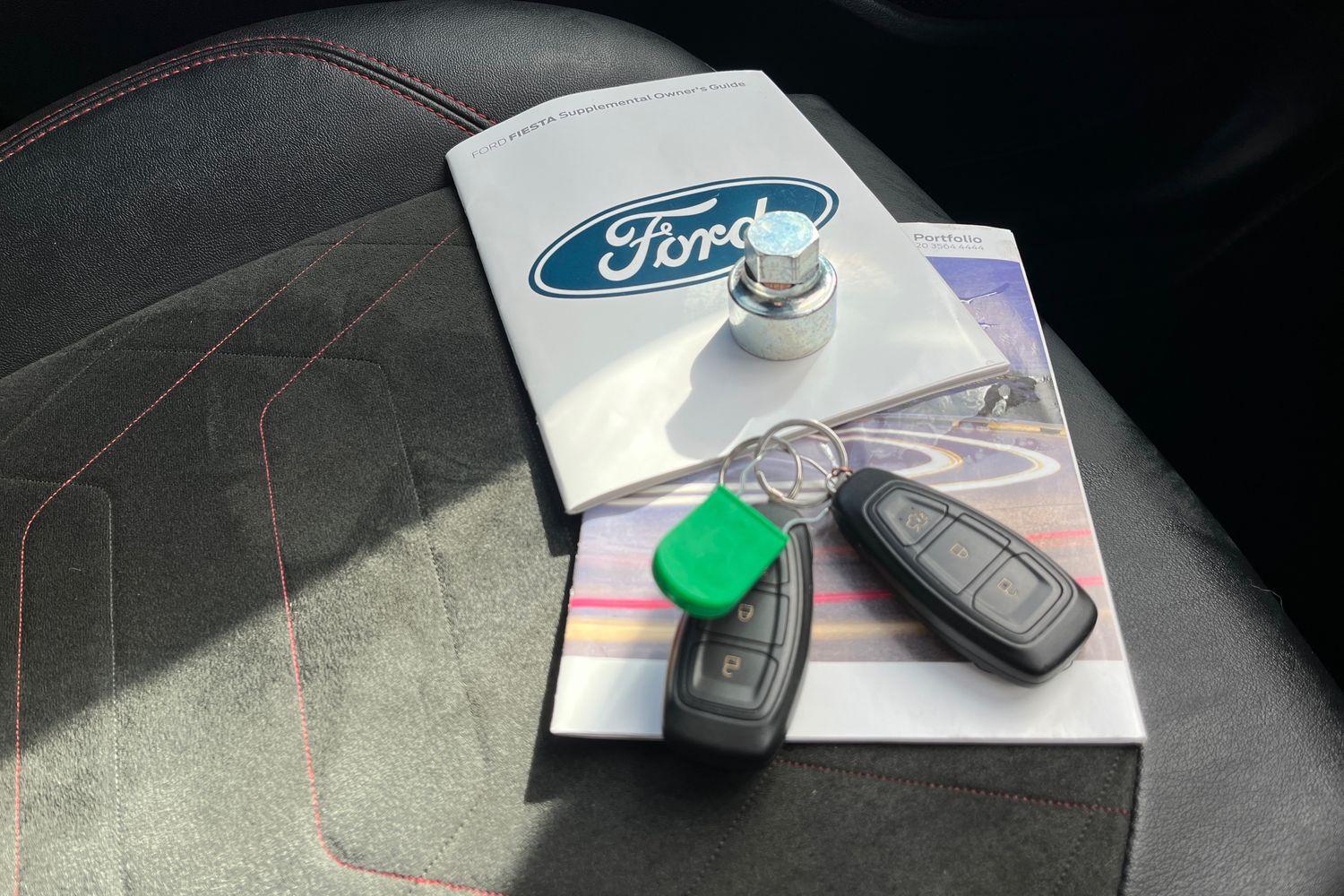 Ford FIESTA Photo 21