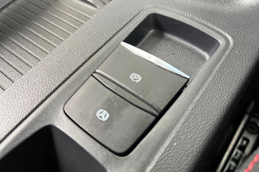 Ford Focus Photo autoimg-7f370eb75404dcd7bff536441be2f1ee5f1fbc4b.jpg