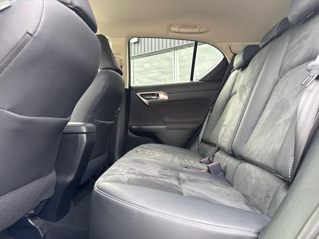 LEXUS Ct Photo 43