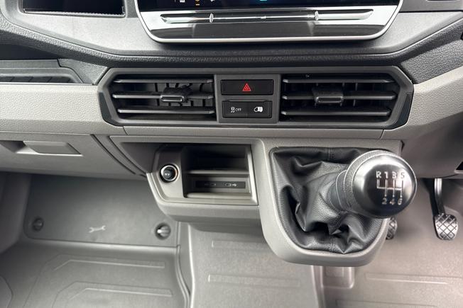 VOLKSWAGEN Crafter Photo 42