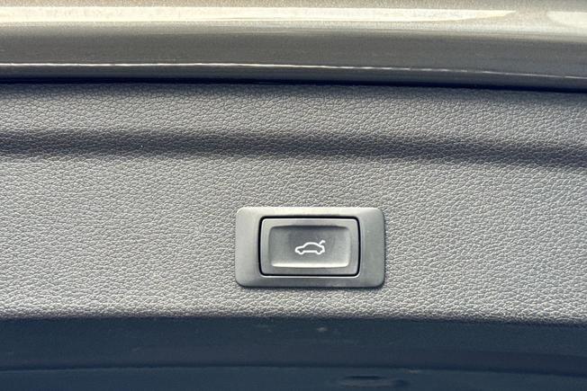 AUDI Q3 Photo 28