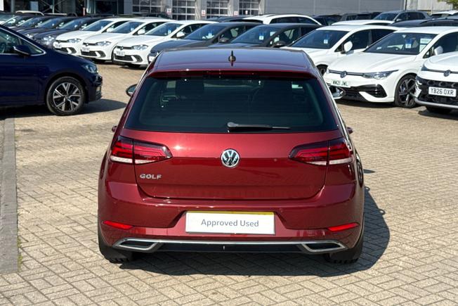 VOLKSWAGEN Golf Photo 30