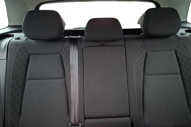 ŠKODA Karoq Photo 9