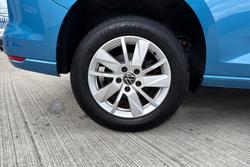 VOLKSWAGEN Caddy Photo 5