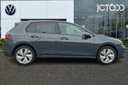VOLKSWAGEN Golf Photo 4