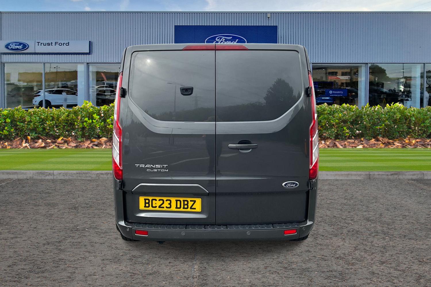 Ford Transit Custom Photo 12
