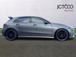 MERCEDES-BENZ A Class Photo 4