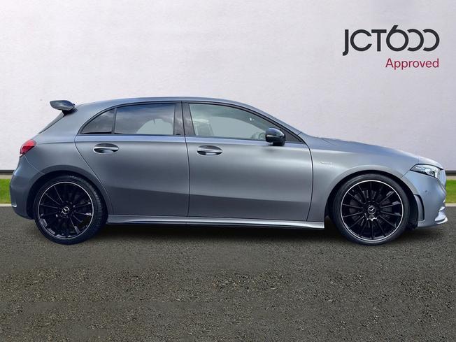 MERCEDES-BENZ A Class Photo 4