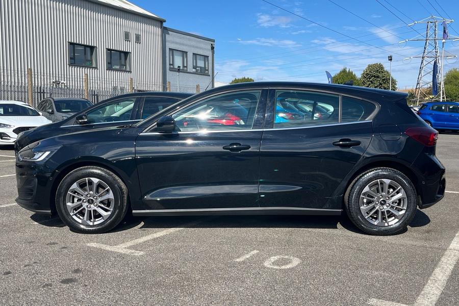 Ford Focus Photo autoimg-7f4a6bbacddd40d7108adb1de5b0b753a64a02f3.jpg