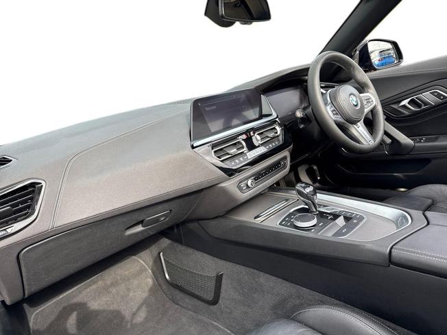 BMW Z4 Photo 2