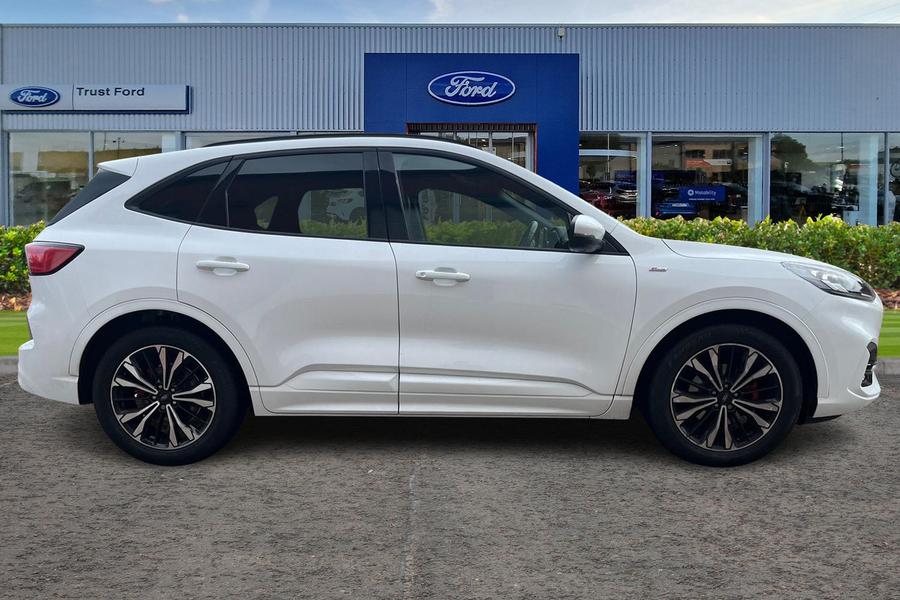 Ford KUGA Photo autoimg-7f56731f197bf50be819f10120d0b9679131fa28.jpg