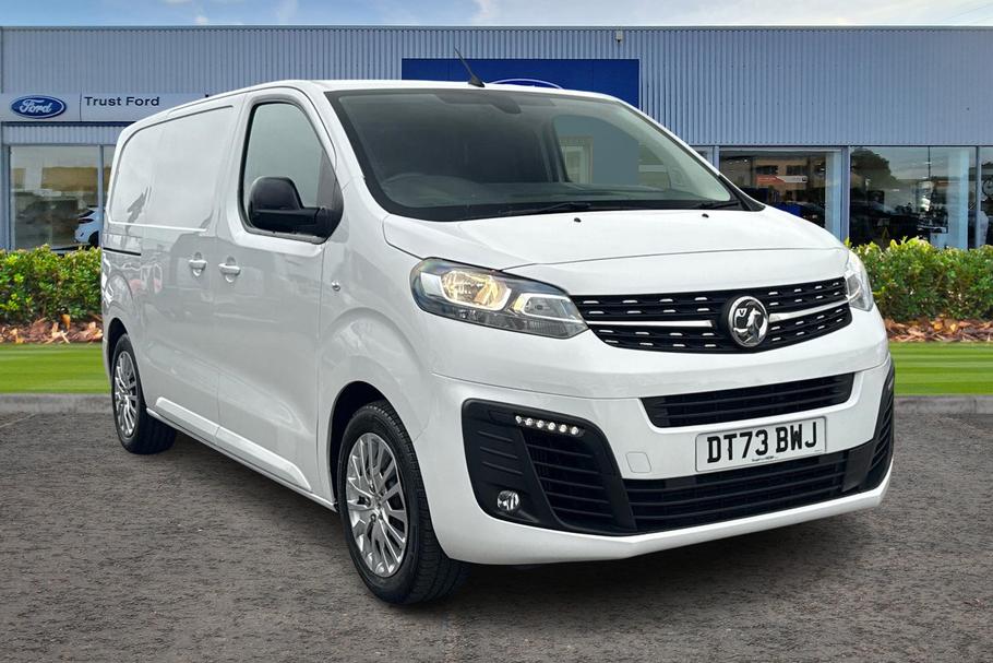 Used Vauxhall VIVARO DT73BWJ 1