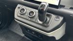 Land Rover Defender Photo 12