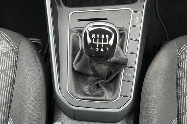 VOLKSWAGEN Polo Photo 23