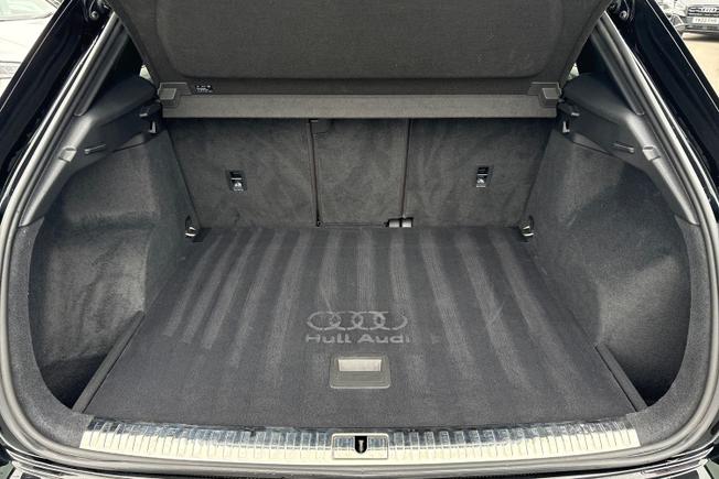 Audi Q3 Photo 12