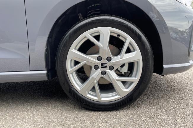 SEAT Ibiza Photo 5