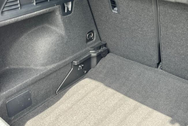 AUDI Q2 Photo 38
