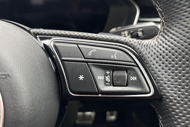 AUDI A5 Photo 17