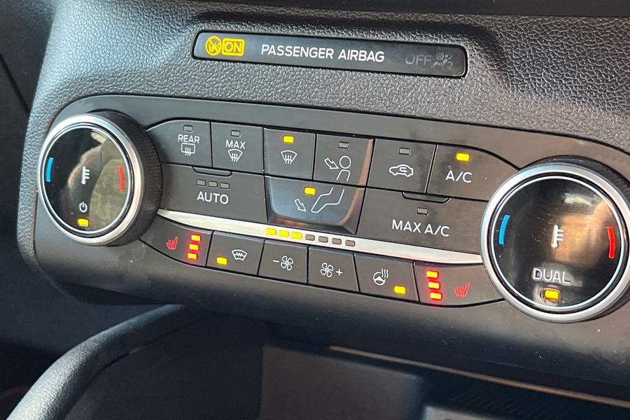 Ford KUGA Photo autoimg-7f6773e8ffc8db8768ad238453ce28fb03b4ecf9.jpg