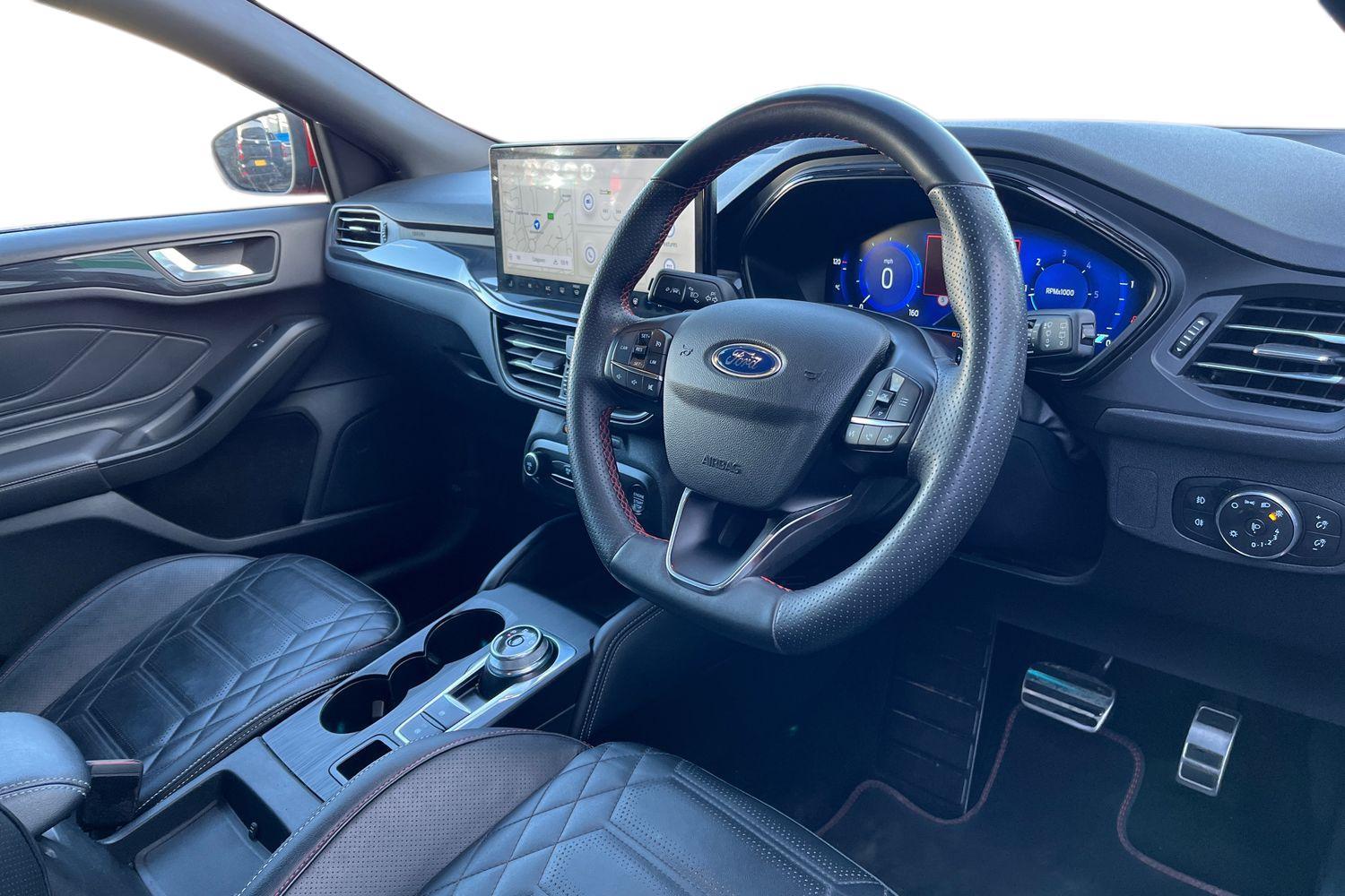 Ford FOCUS Photo 8