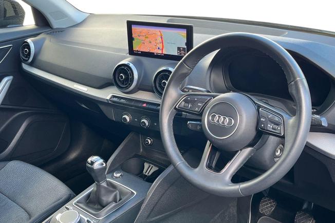 AUDI Q2 Photo 6