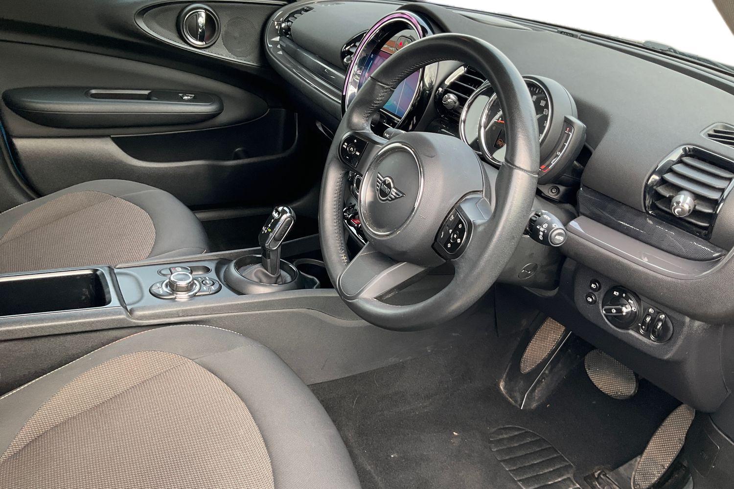 MINI Clubman Photo 8