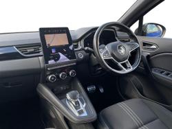 RENAULT Captur Photo 2