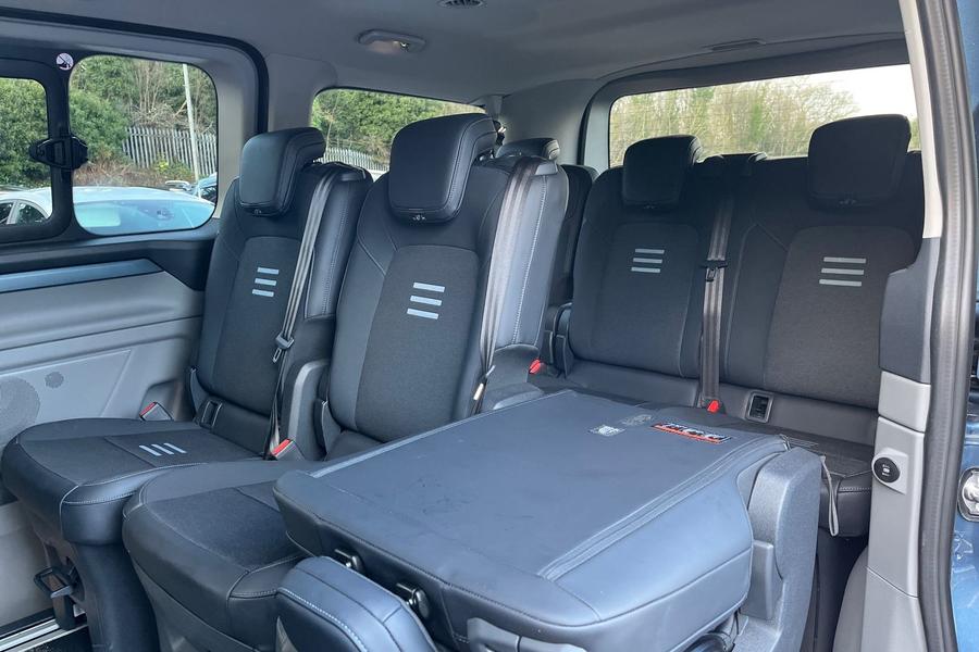 Ford Tourneo Custom Photo autoimg-7f718c9f58c8ccd4f7496dc78c656f4fa48ae5e0.jpg