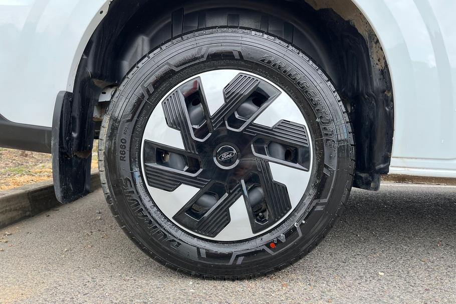 Used FORD E-TRANSIT CUSTOM HT74EJG 24