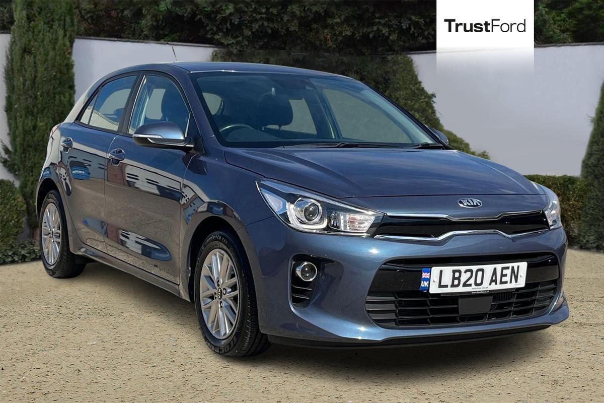 Kia Rio listing photo
