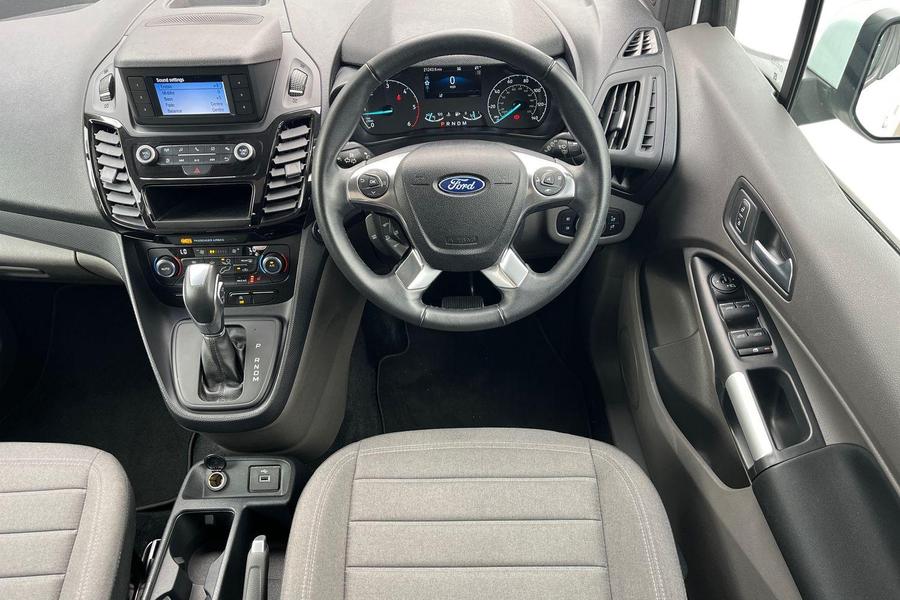 Ford Tourneo Connect Photo autoimg-7f7b10583823778e0f5379f0e368928240ce0e2c.jpg