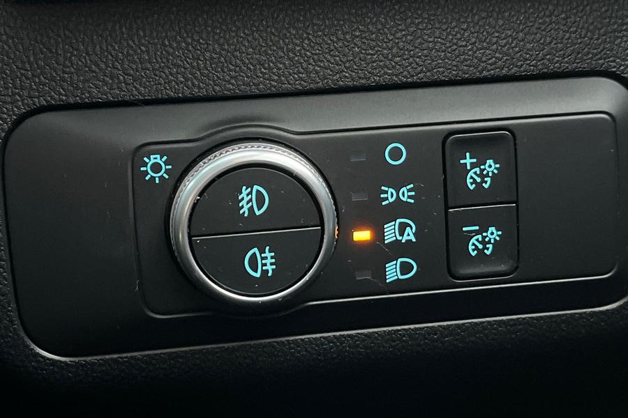 Ford KUGA Photo autoimg-7f7e0aa4aa2e81304865afefec6f291f07ec3ff8.jpg