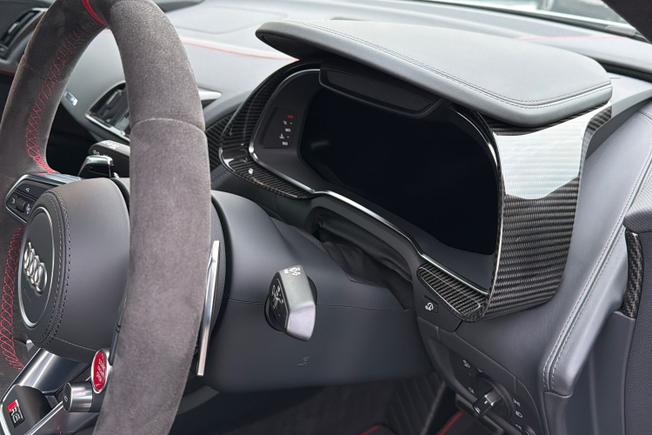 AUDI R8 Photo 38