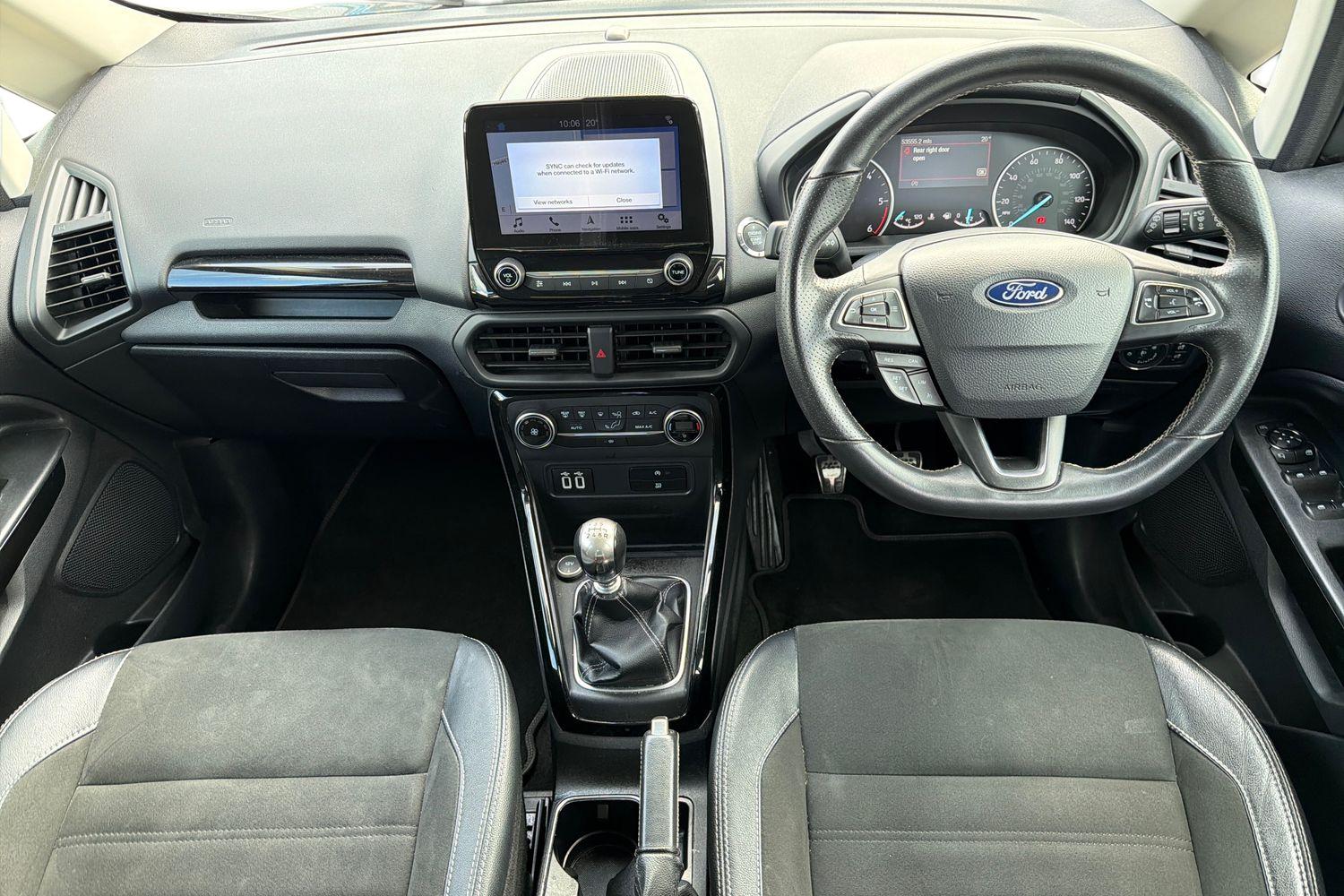 Ford ECOSPORT Photo 9