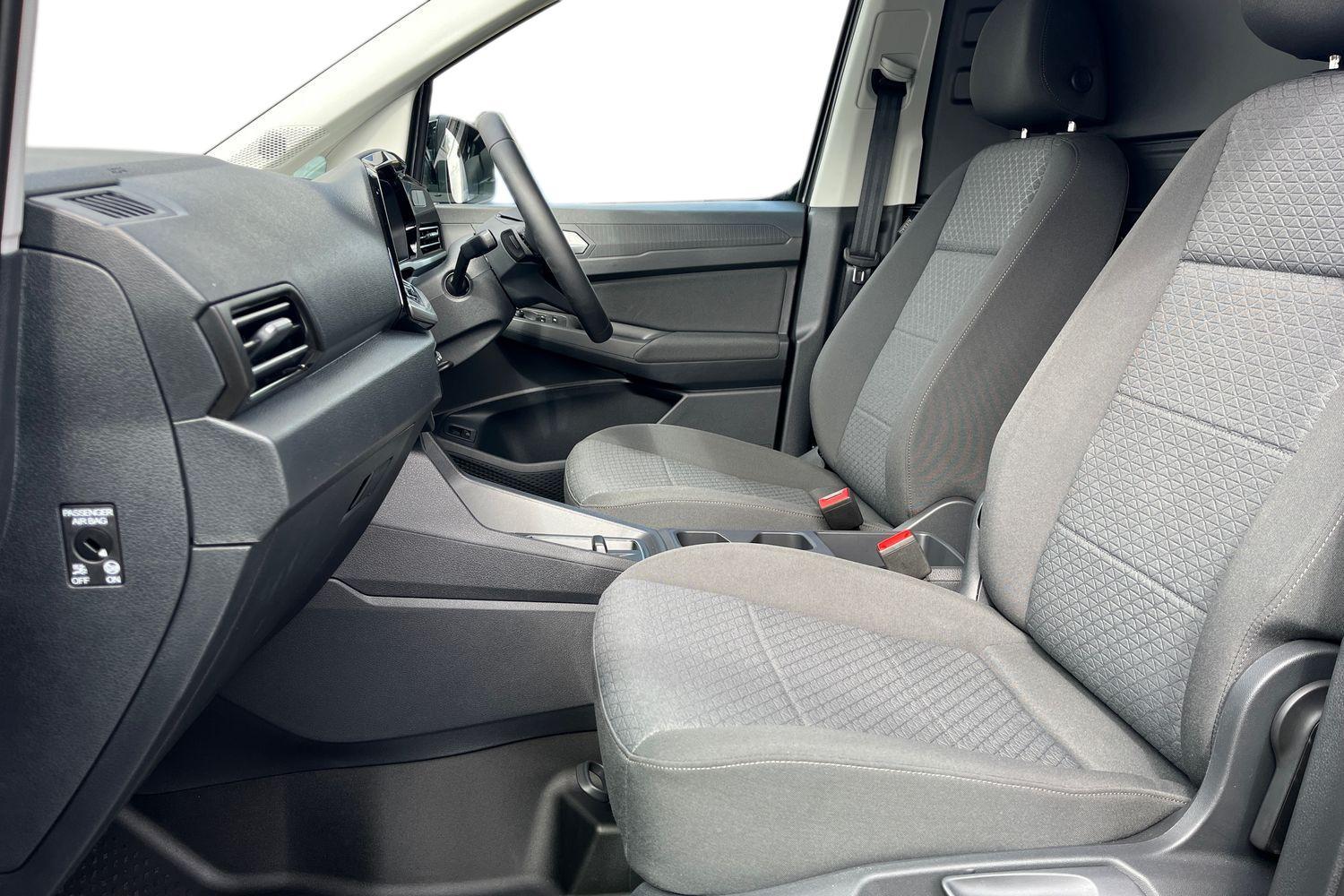 Ford TRANSIT CONNECT Photo 9
