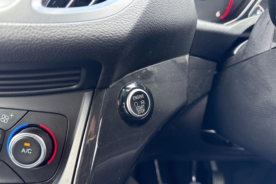 Ford KUGA Photo autoimg-7f833b1a5d319b0f2ba0364de40c51561dd695a6.jpg