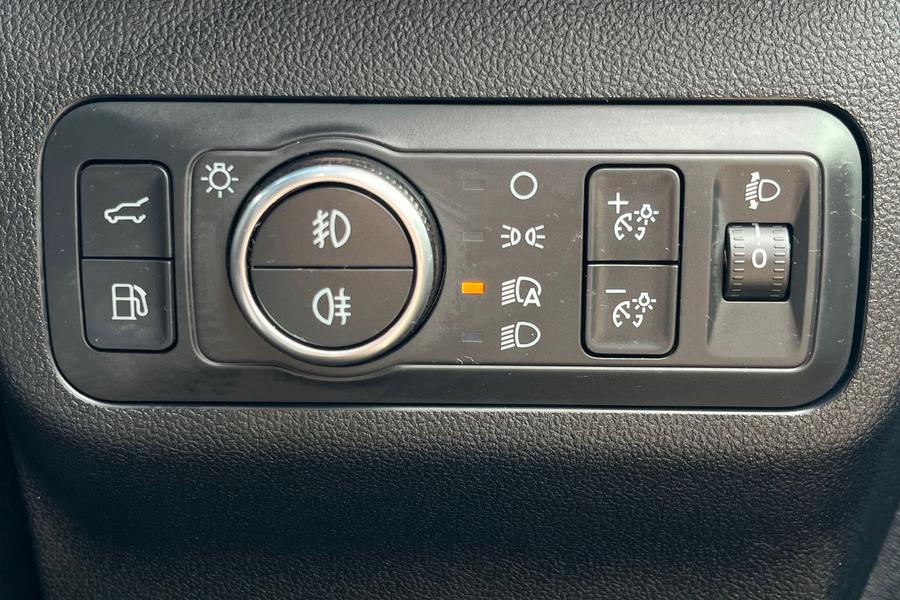 Ford Kuga Photo autoimg-7f85200431888f22528a838abe063ed7d5e79aab.jpg