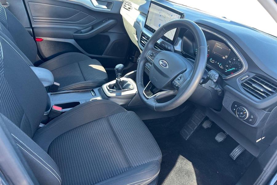 Ford Focus Photo autoimg-7f87e81d72751259e2d3ddb276906b6e0067d4b0.jpg