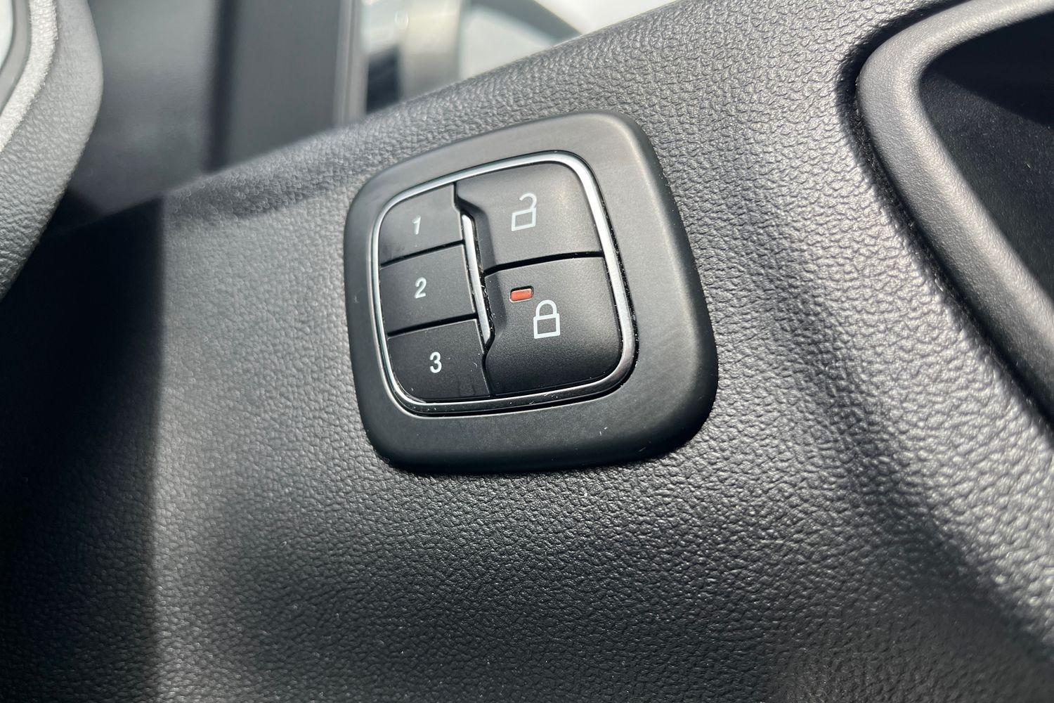 Ford Kuga Photo 23