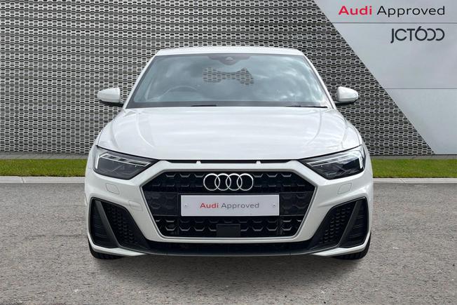 Audi A1 Photo 8