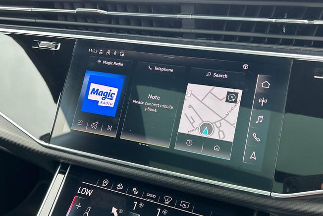 AUDI Rsq8 Photo 56